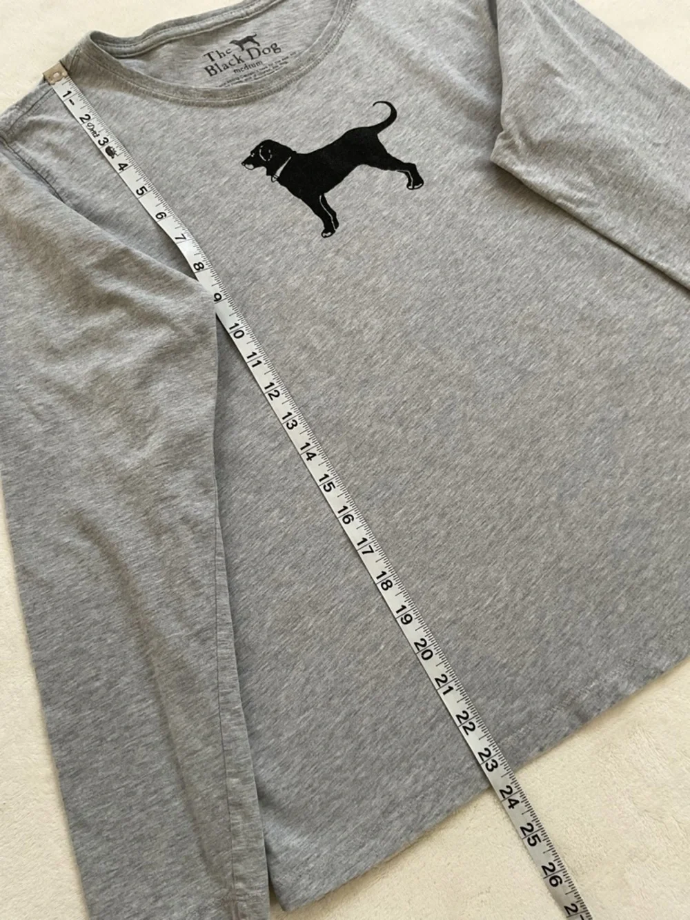The Black Dog Long Sleeve Tee Gray Logo Graphic Shirt Medium Coastal Preppy